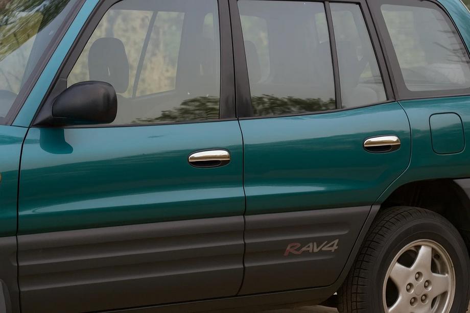 Toyota Rav 4 1996-2001 Chrome Door Handle Covers (4 pcs, Plastic) Image