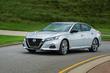 The sixth generation of the Nissan Altima sedan photo 7