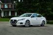 The sixth generation of the Nissan Altima sedan photo 2