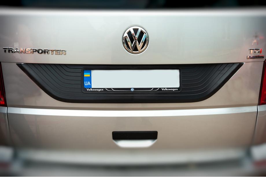 Volkswagen T6 2015-2024 Plastic Trunk Lid Cover Black Photo 3