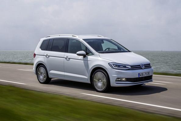 Overview compact van Volkswagen Touran