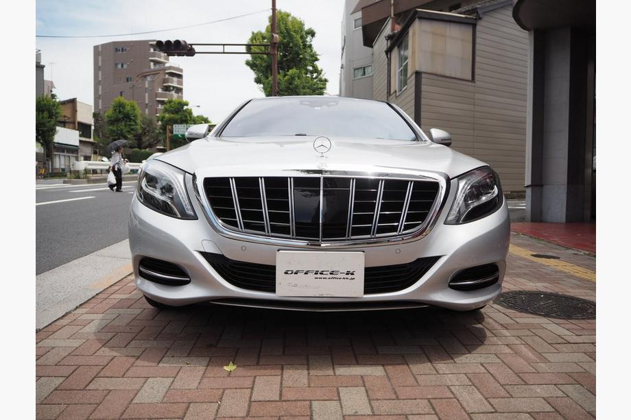 Mercedes S-class W222 2013-2022 GT Panamericana Front Grille (Display Item) Image