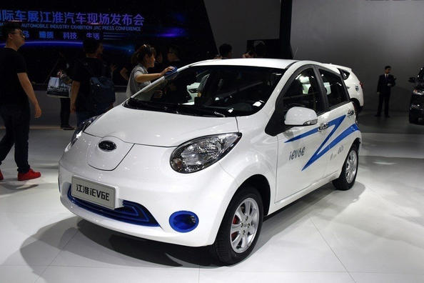 Browse electric compact hatchback JAC iEV6E