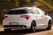 Review five-door hatchback Citroen DS5 photo 7