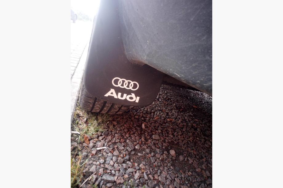 Audi 80/90 1987-1996 Premium Mud Flaps (2 pcs) Photo 1