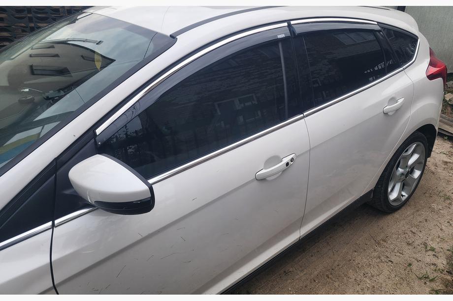 Ford Focus III 2011-2017 Window deflectors with chrome trim Niken (SD/HB, 4 pcs) Photo 6
