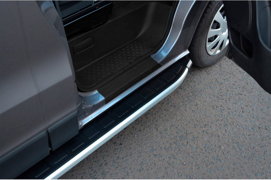 Peugeot Bipper 2008-2017 Side Steps Fullmond (2 pcs, aluminum) Image