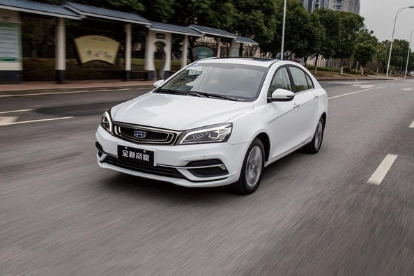 The updated sedan Geely Emgrand 7