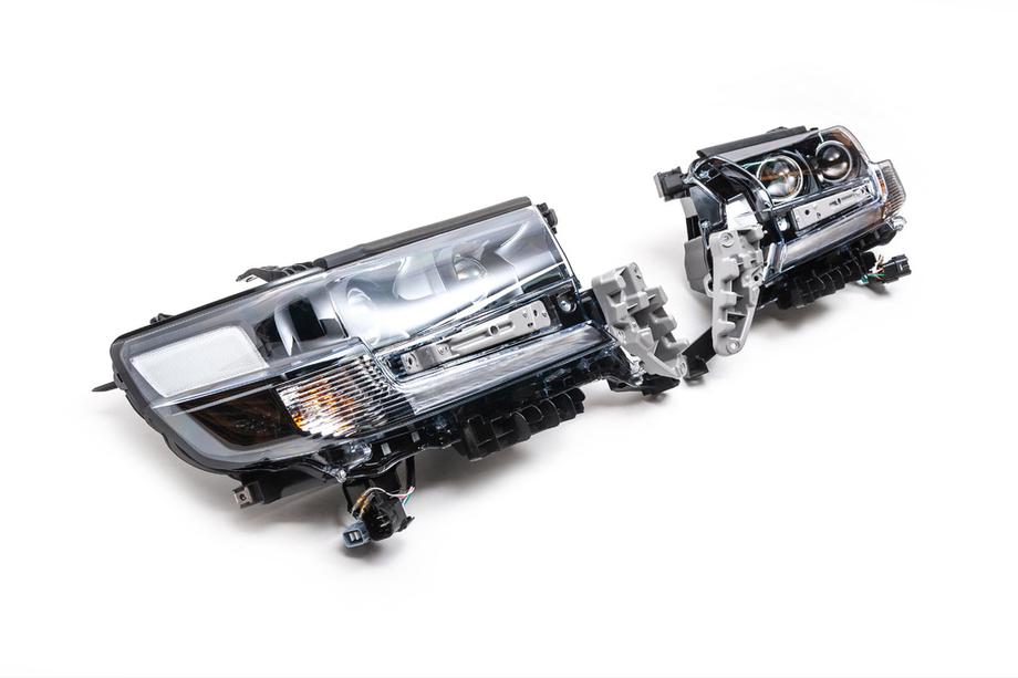Toyota Land Cruiser 200 2007-2021 Front Headlights 2016+ (Executive) Complete Set (2 pcs) Photo 13