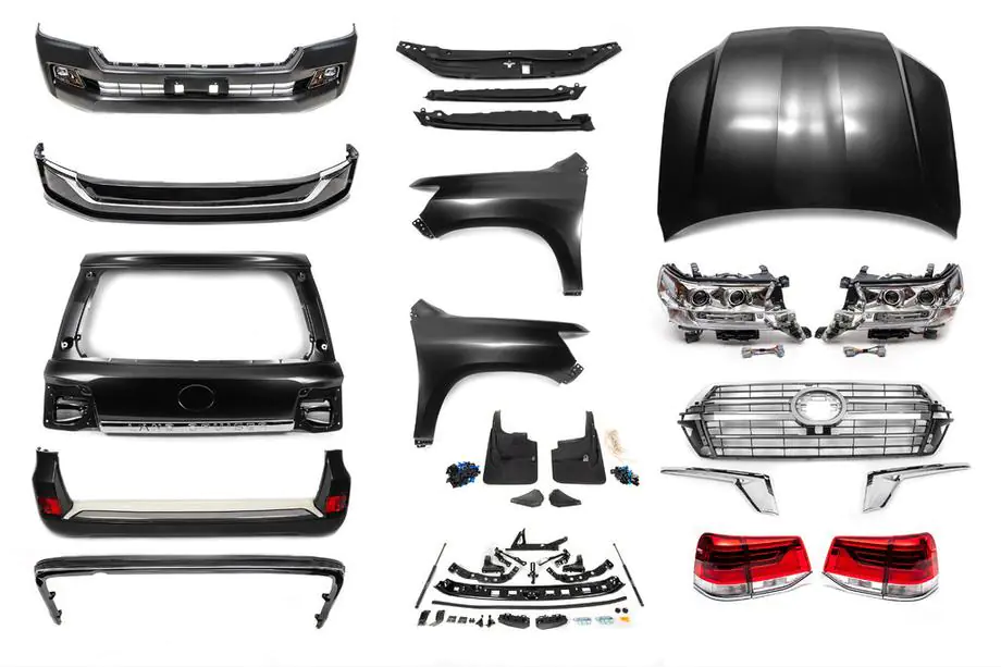 Toyota Land Cruiser 200 2007-2021 Facelift conversion kit from LC200 2008-2015 to 2019 Executive Photo 2