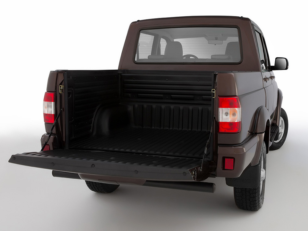 Review of the updated model UAZ Pickup