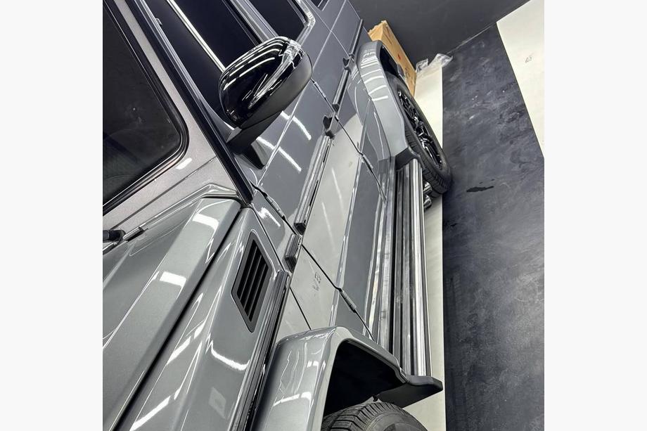 Mercedes G class W463 1990-2018 Black door moldings pre-assembled (2019 design) Photo 3