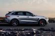 Pumped version of the premium crossover Jaguar F-Pace SVR photo 3