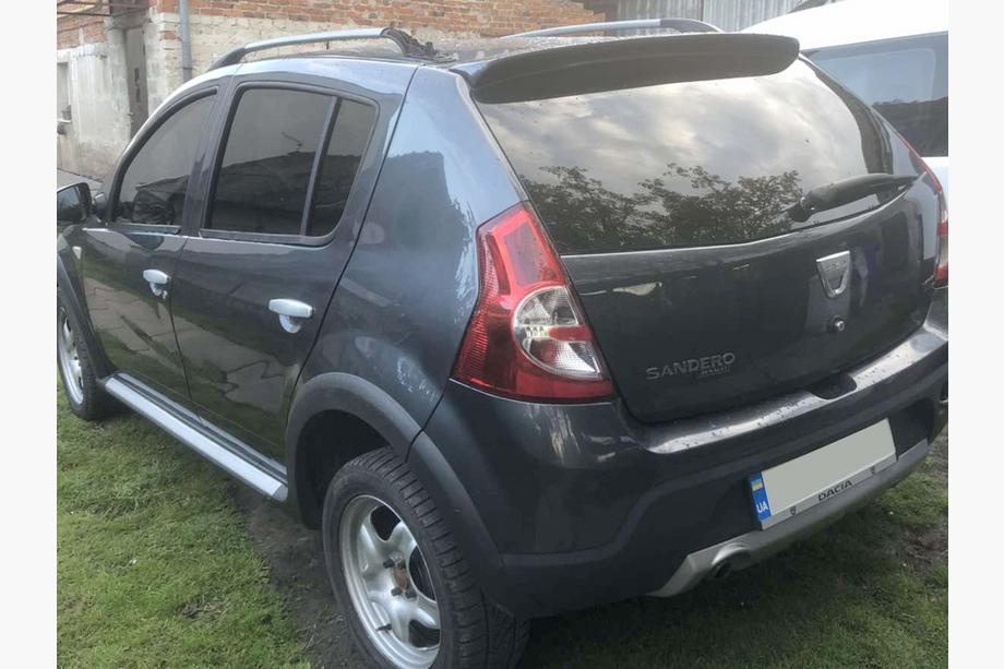 Dacia Sandero 2007-2013 Spoiler (primed for painting) Photo 3
