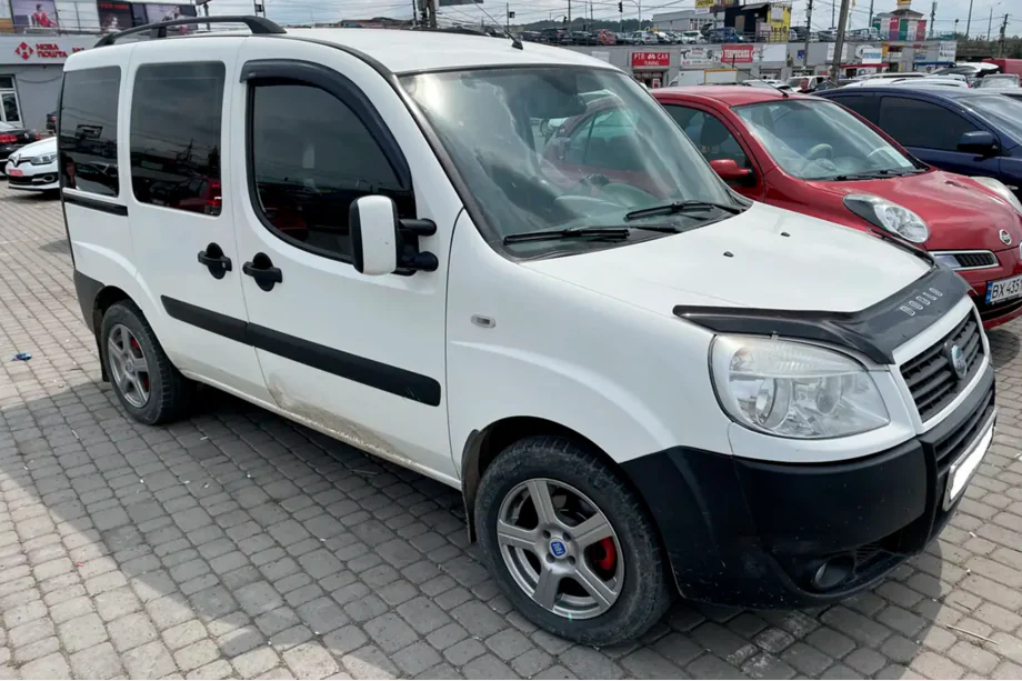 Fiat Doblo I 2001-2005 Window Deflectors (2 pcs, HIC) Image