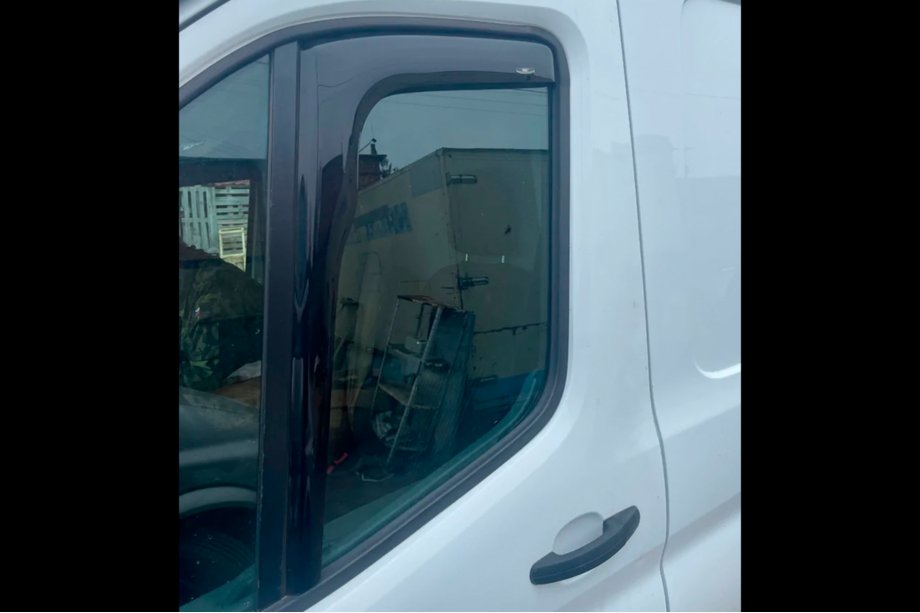Ford Transit 2014- In-channel window deflectors (2 pcs, HIC) Photo 5