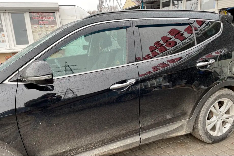 Hyundai Santa Fe 3 2012-2018 Window deflectors with chrome trim LONG (4 pcs, HIC) Photo 2