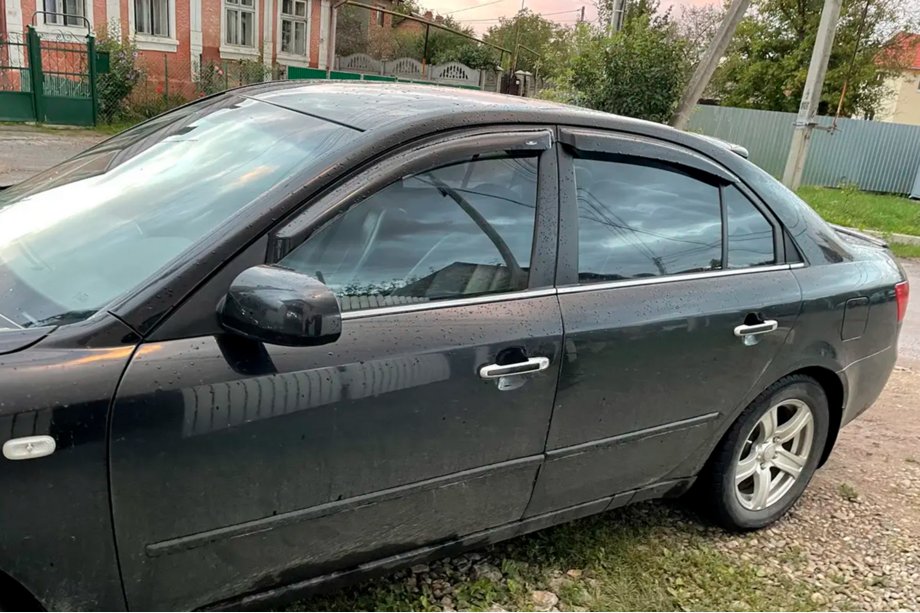 Hyundai Sonata NF 2004-2009 Window Deflectors (4 pcs, HIC) Image