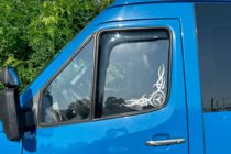 Mercedes Sprinter W901/902/903/904/905 1995–2006 In-channel window deflectors (2 pcs, HIC) photo 2