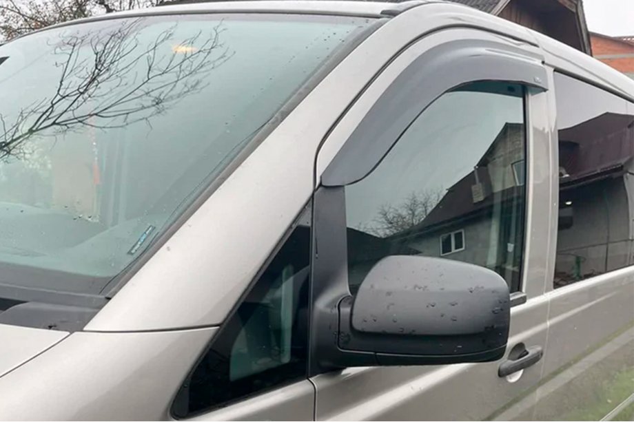 Mercedes Viano 2004-2014 Window Deflectors (2 pcs, HIC) Image