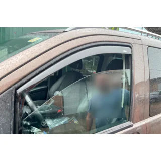 In-channel window deflectors (2 pcs, HIC) photo 2