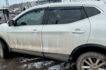 Nissan Qashqai 2014-2021 Window deflectors with chrome trim (4 pcs, HIC) photo 3