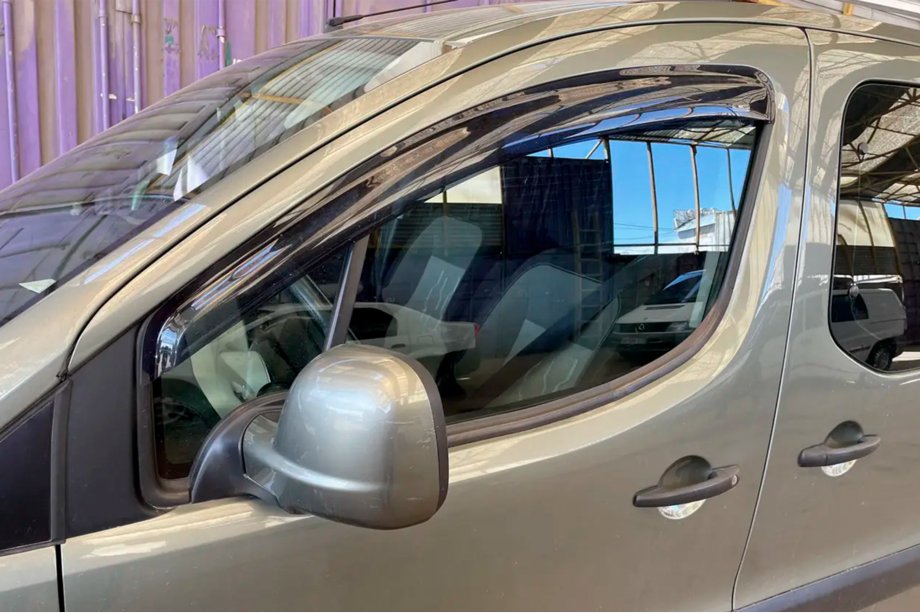 Peugeot Partner Tepee 2008-2018 Window Deflectors (2 pcs, HIC) Image