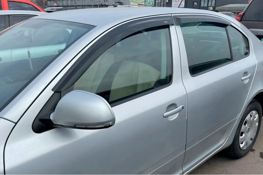 Skoda Octavia II A5 2006-2010 Window Deflectors Liftback (4 pcs, HIC) Image