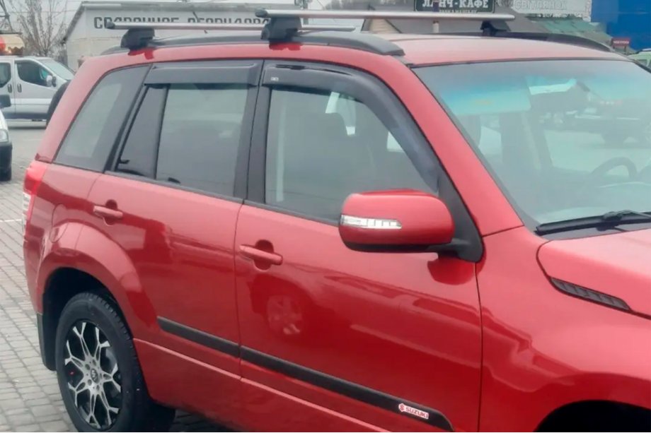 Suzuki Grand Vitara 2005-2017 Window Deflectors (4 pcs, HIC) Image