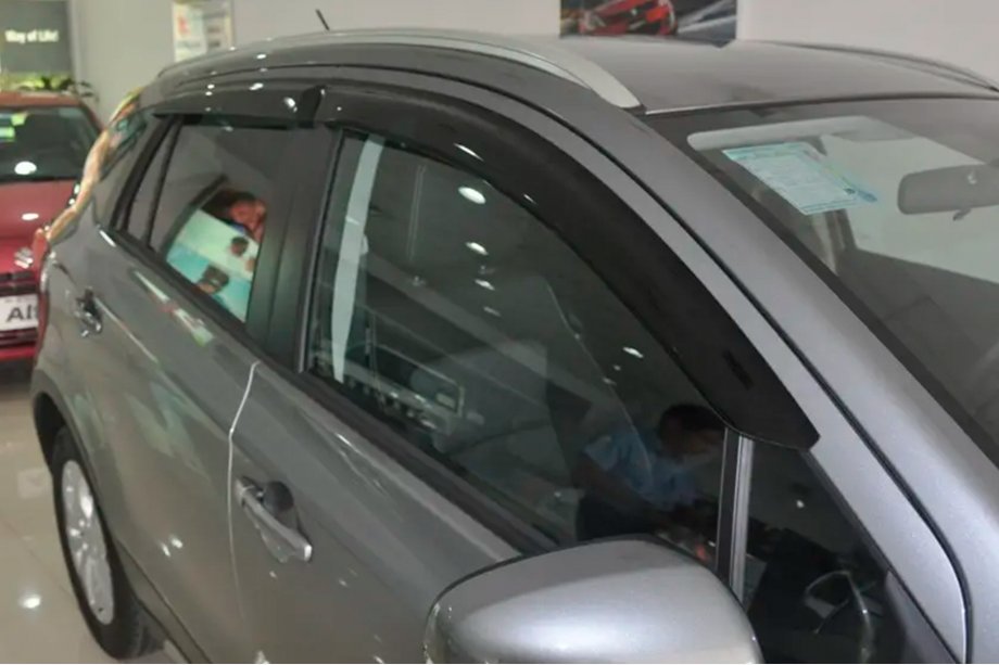 Suzuki SX4 S-Cross 2013-2016 Window Deflectors (4 pcs, HIC) Image