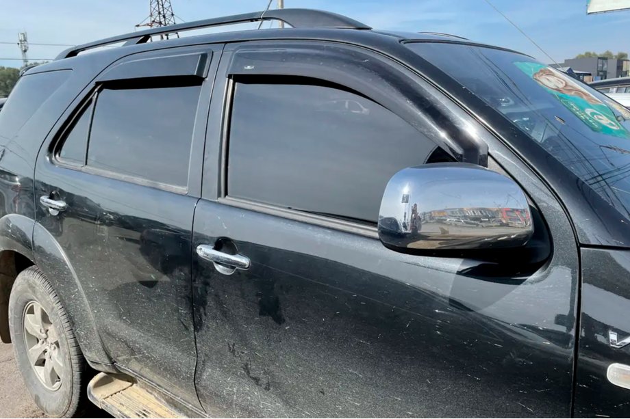 Toyota Hilux 2006-2015 Window Deflectors (4 pcs, HIC) Photo 7