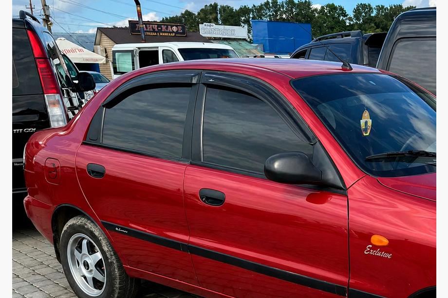 Daewoo Lanos 1998-2017 Window Deflectors (4 pcs, HIC) Image