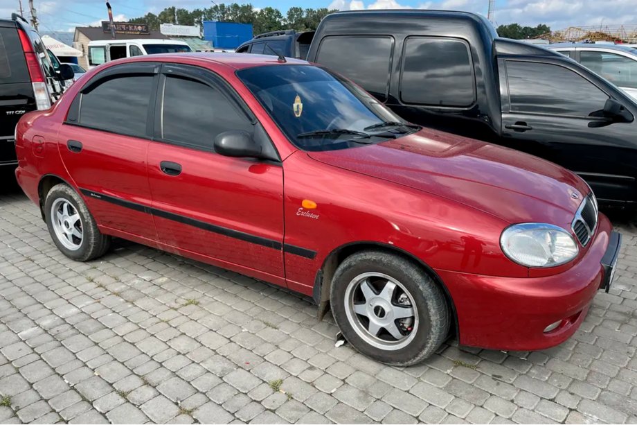 Chevrolet Lanos 1998–2017 Window Deflectors (4 pcs, HIC) Image