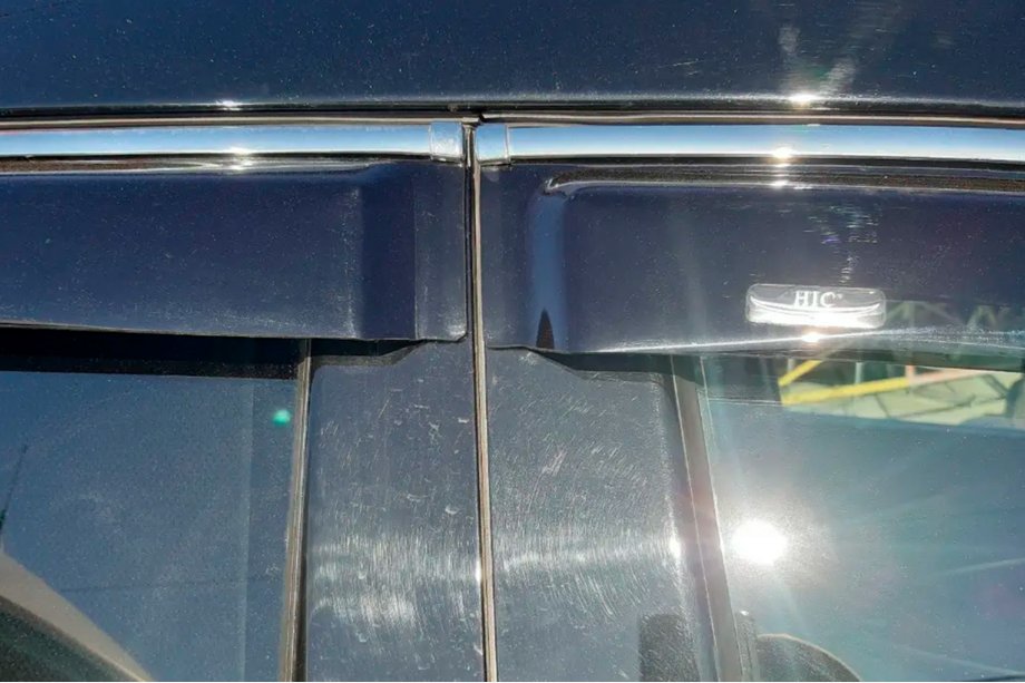 Hyundai Santa Fe 3 2012-2018 Window deflectors with chrome trim (4 pcs, HIC) Photo 5