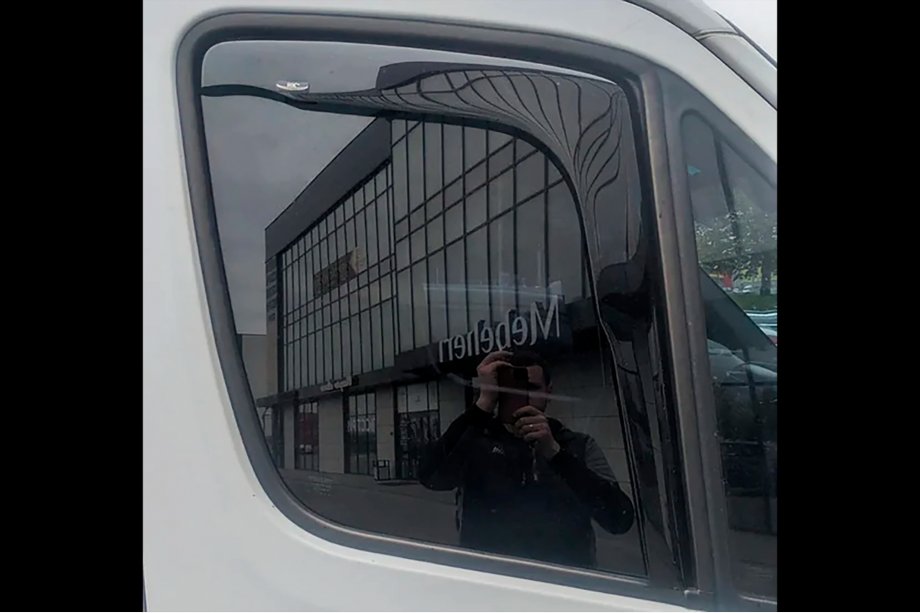 Mercedes Sprinter W906 2006–2018 In-channel window deflectors (2 pcs, HIC) Photo 8