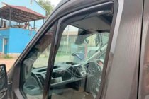 Volkswagen Crafter 2006-2016 In-channel window deflectors (2 pcs, HIC) photo 12