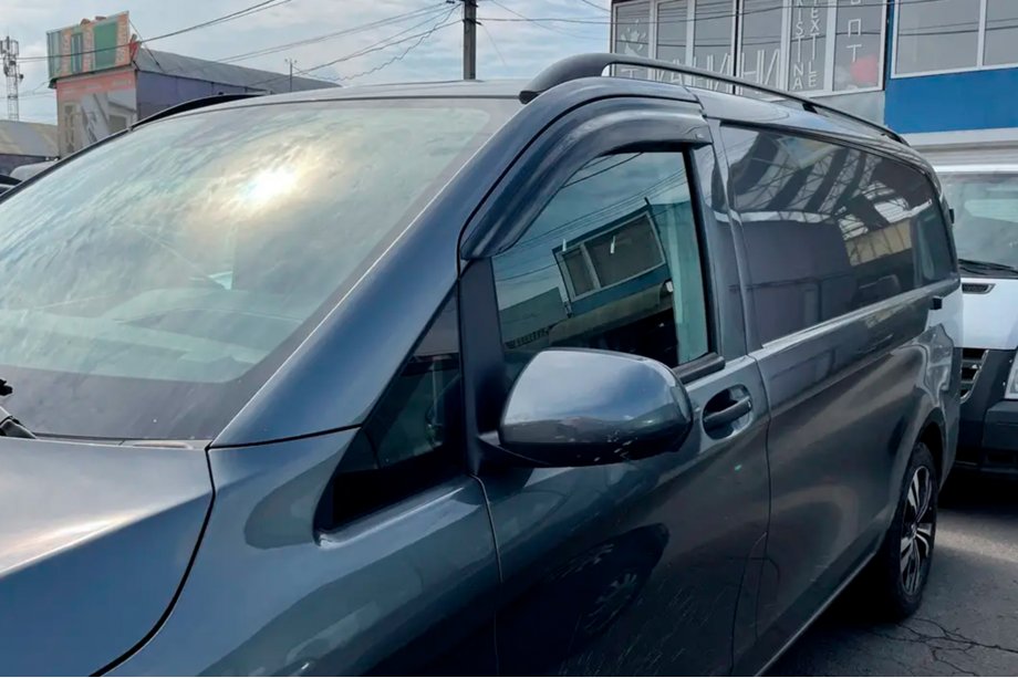 Mercedes Vito/V-class W447 2014- Window Deflectors (2 pcs, HIC) Image