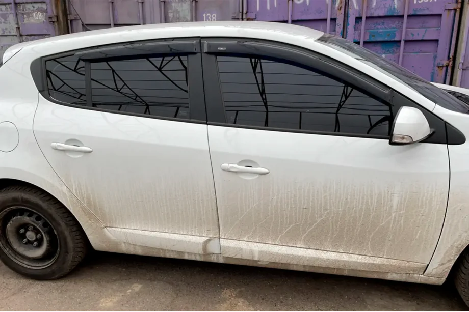 Renault Megane III 2009-2016 Window Deflectors HB (4 pcs, HIC) Image