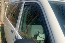 Volkswagen T5 Multivan 2003–2010 In-channel window deflectors (2 pcs, HIC) photo 4