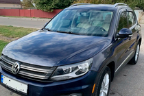 Volkswagen Tiguan 2007-2016 Window deflectors with chrome trim (4 pcs, HIC) photo 1