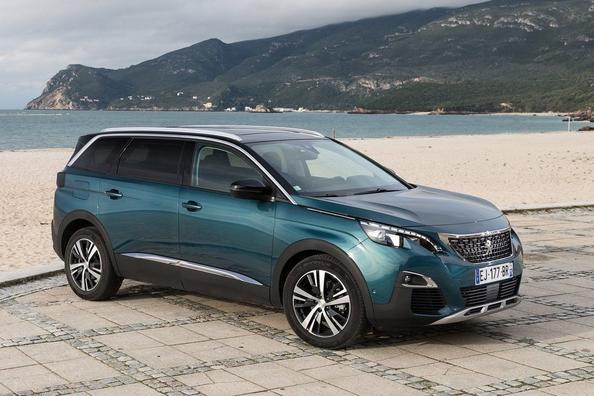 Review of Peugeot 5008 crossover second generation