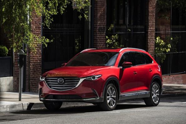 The second generation full-size crossover Mazda CX-9