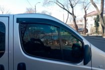 Nissan Primastar 2002-2014 Window Deflectors (2 pcs, HIC) photo 2