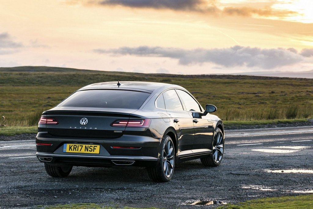 The five-door liftback Volkswagen Arteon
