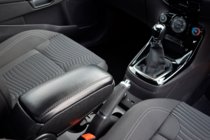 Renault Duster 2018-2024 Armrest (into cup holder) photo 5