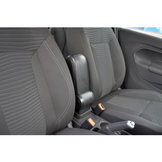 Armrest (into cup holder) photo 4