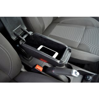 Armrest (into cup holder) photo 3