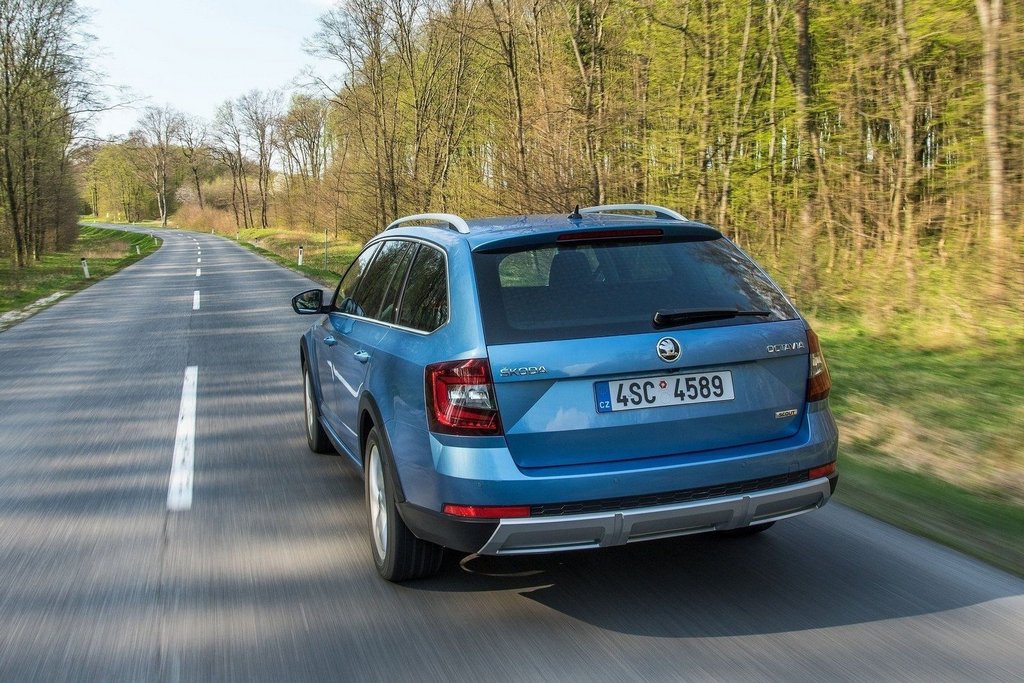 Off-road modification of the Skoda Octavia Scout