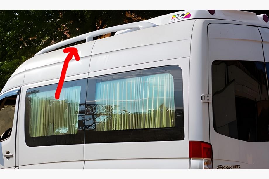 Volkswagen Crafter 2006-2016 Roof rails (primed for painting) Image