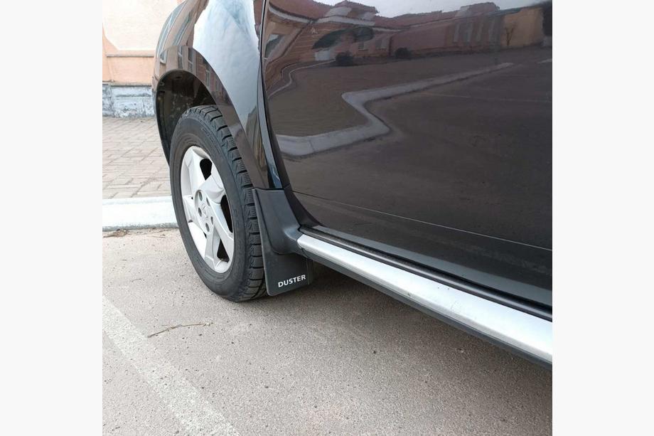 Dacia Duster 2008-2018 Premium Front Mud Flaps (2 pcs) Photo 1